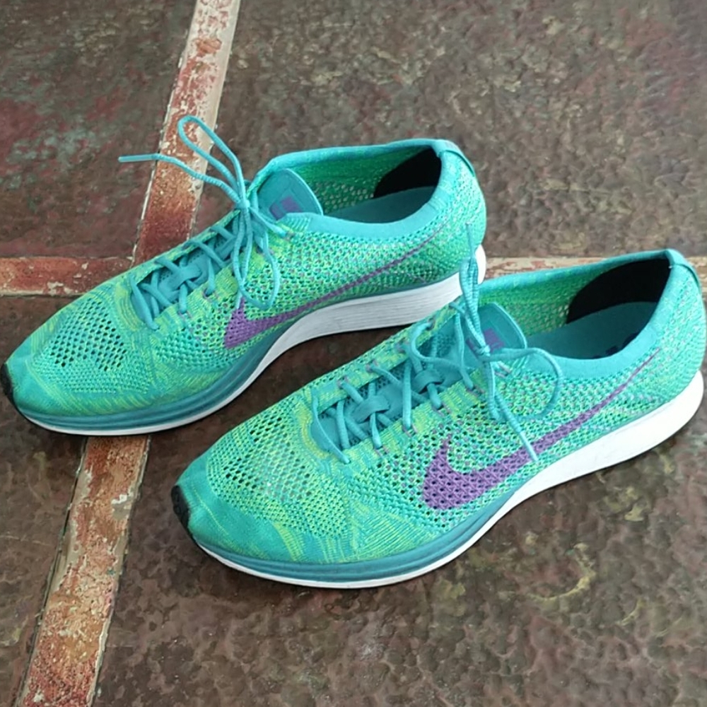 Nike Flyknit Racer